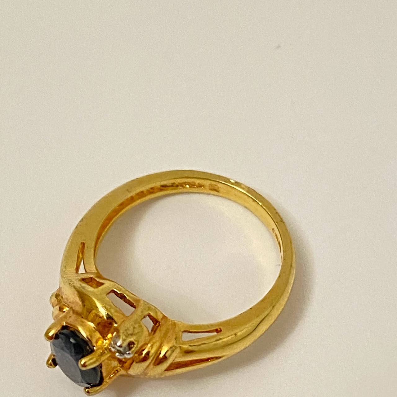 14K Gold Ring With Jet Stone & Two Tiny Diamonds