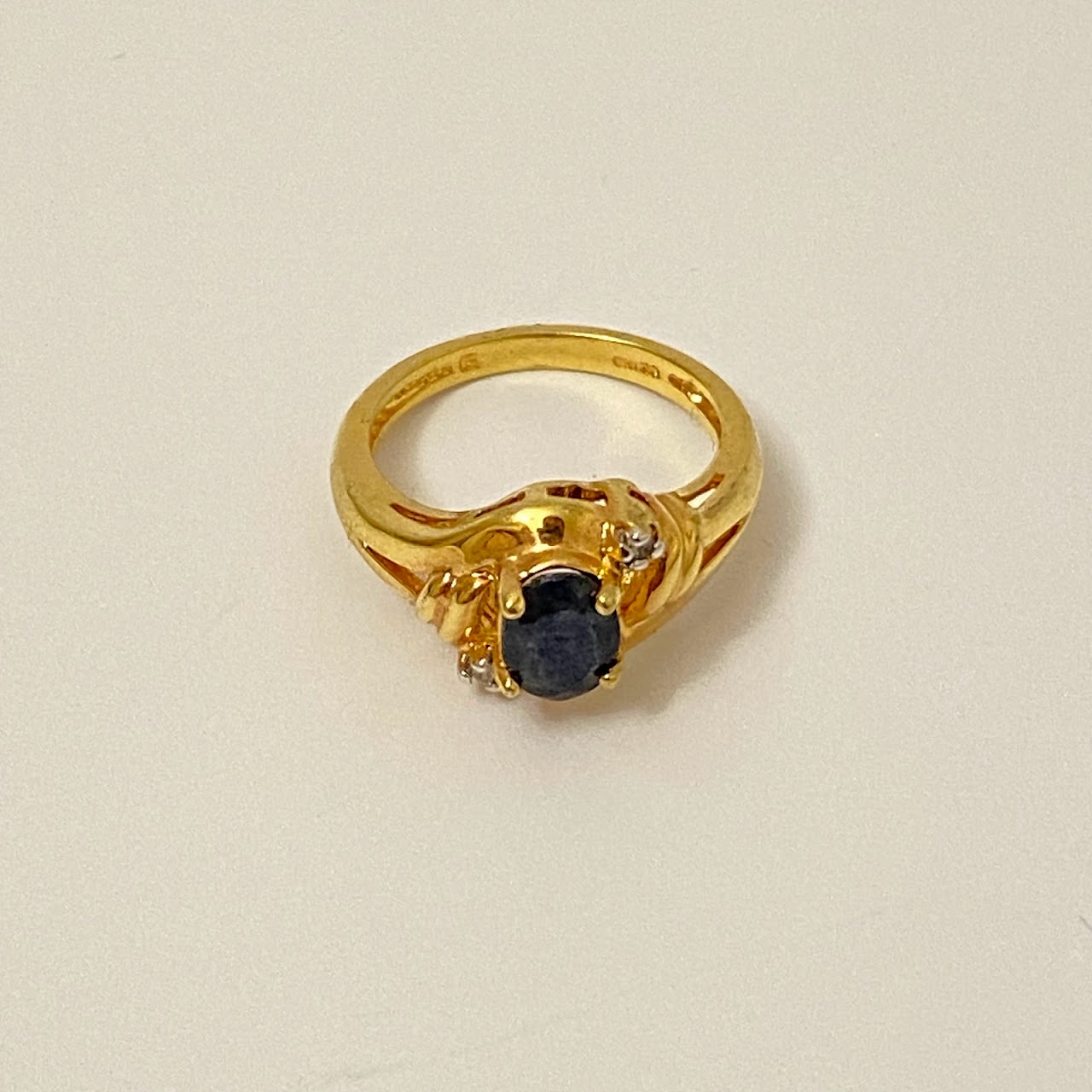 14K Gold Ring With Jet Stone & Two Tiny Diamonds