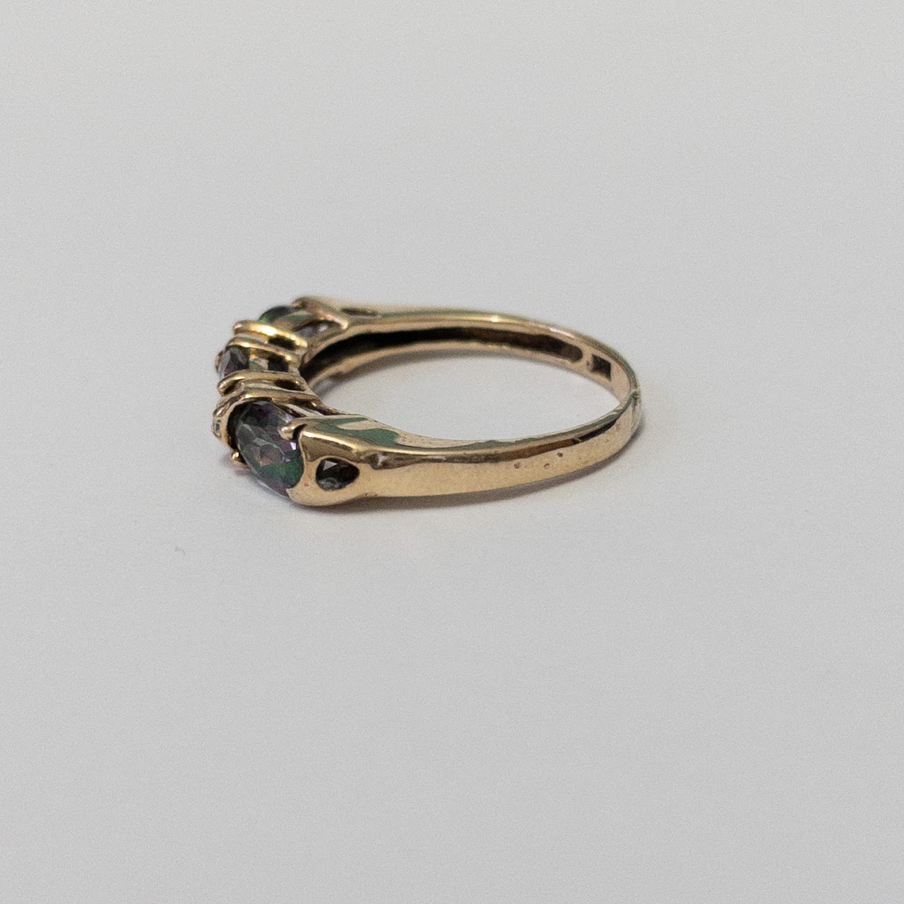 10K Gold, Diamond, and Iridescent Stone Ring