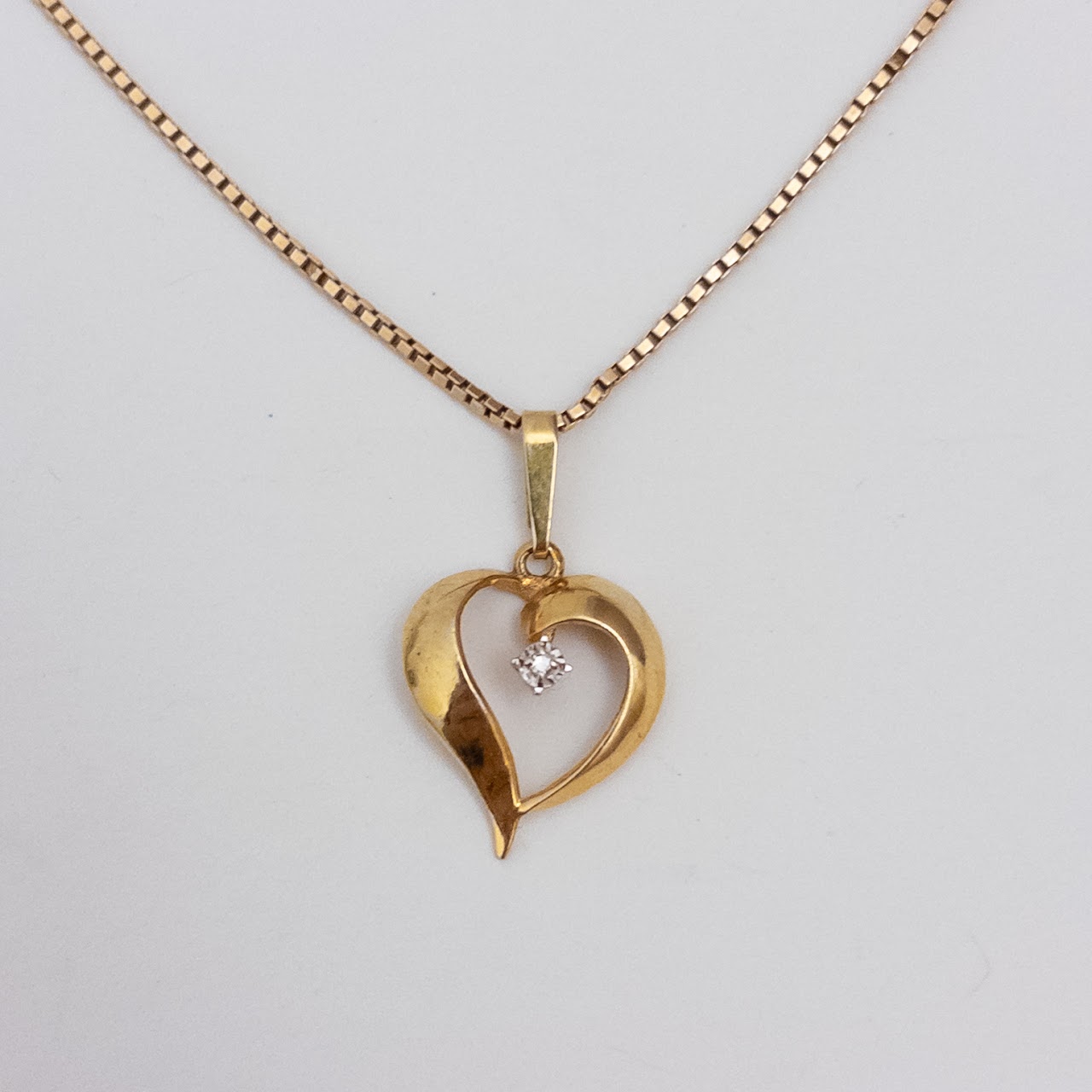 14K Gold and Diamond Heart Pendant Necklace