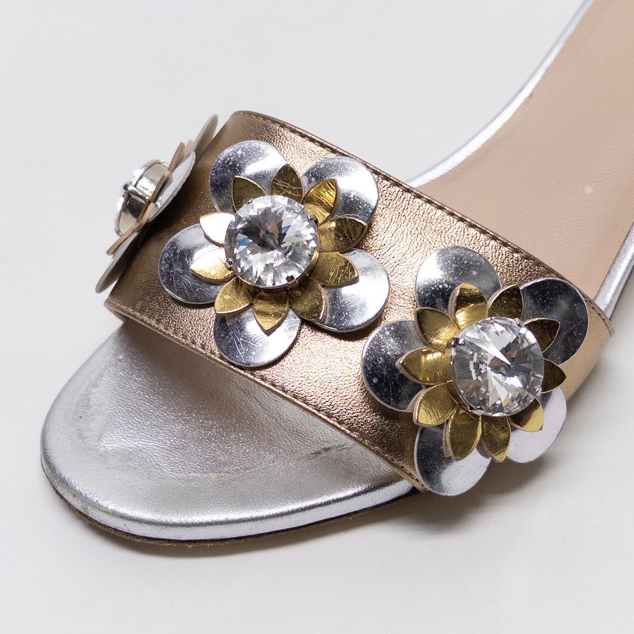 Fendi Flowerland Metallic Leather Slides