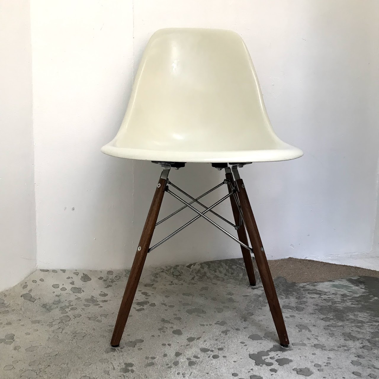 Herman Miller Eames Fiberglass Shell Chair #1