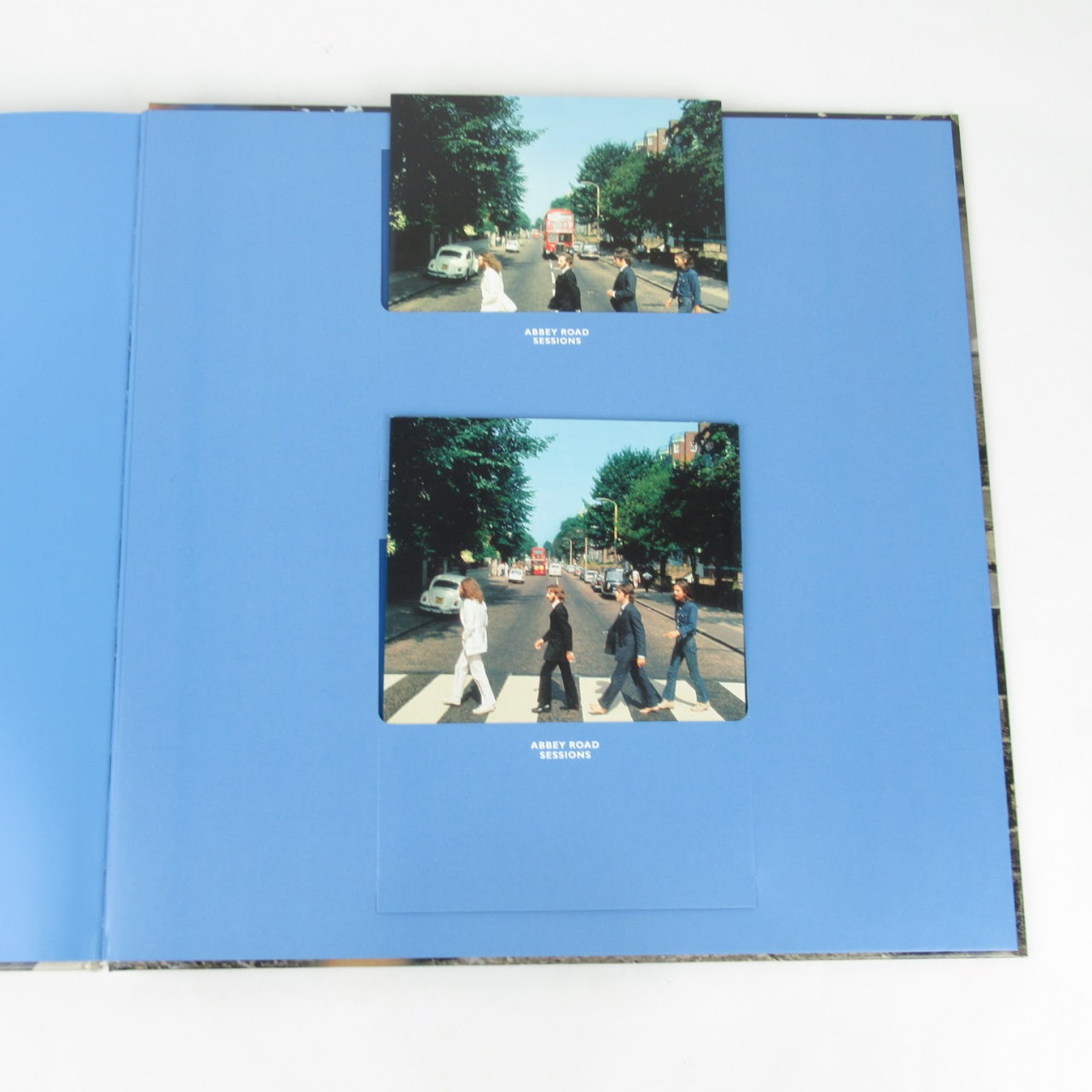 The Beatles Abbey Road Anniversary Edition 3-CD, 1-Blu Ray Set