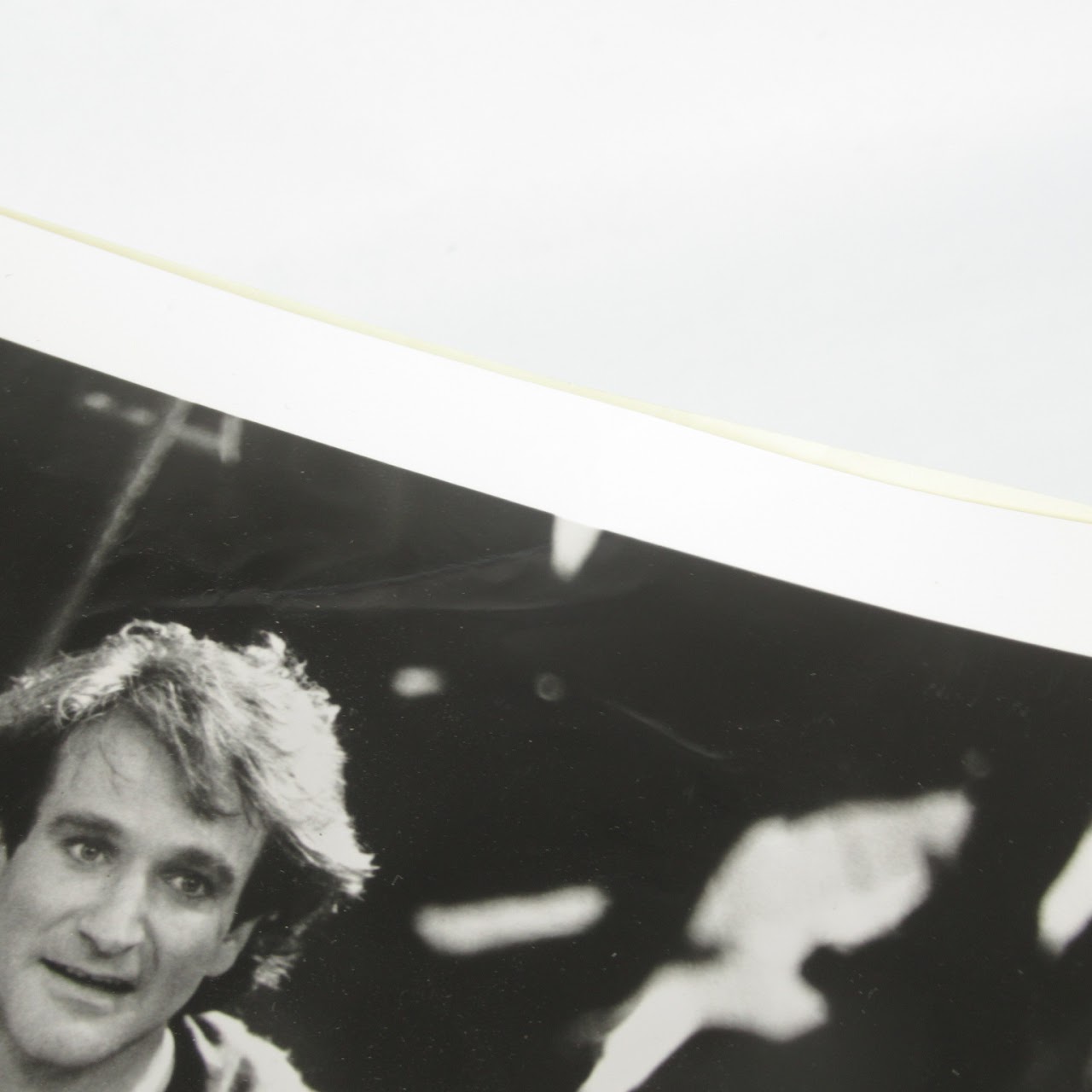 Robin Williams Promotional Photo & Signed Letter