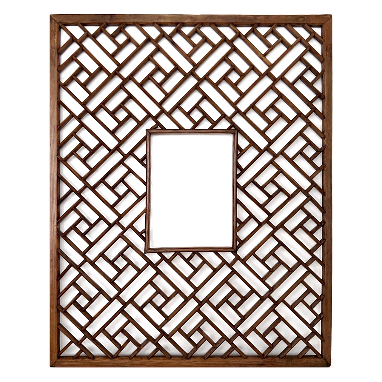 Geometric Large Scale Trellis Frame