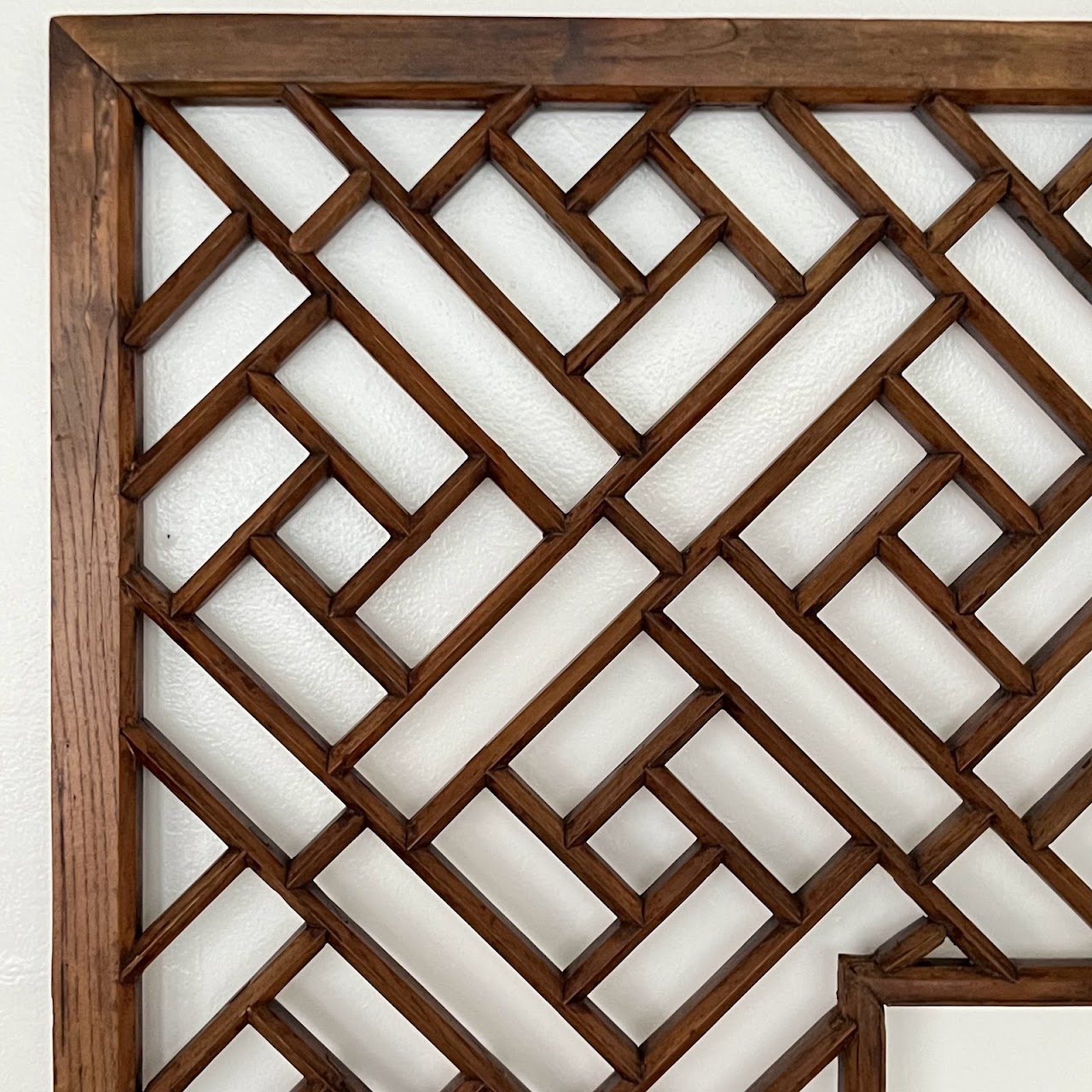 Geometric Large Scale Trellis Frame