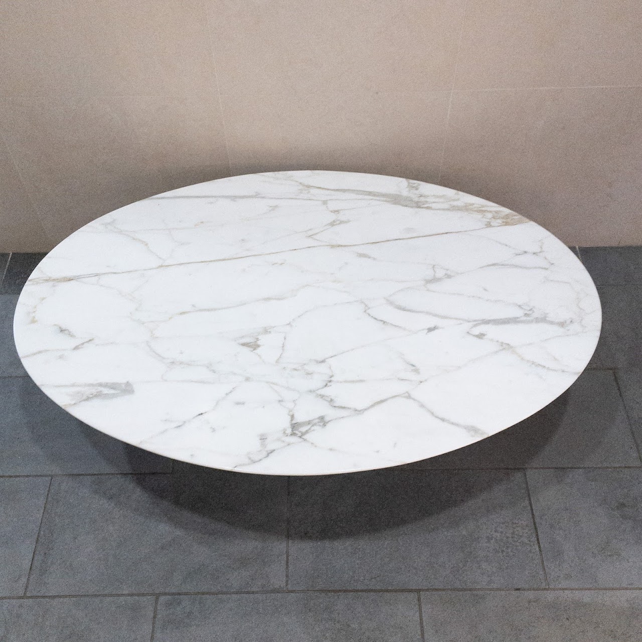 Tulip-Style Marble Top Cocktail Table