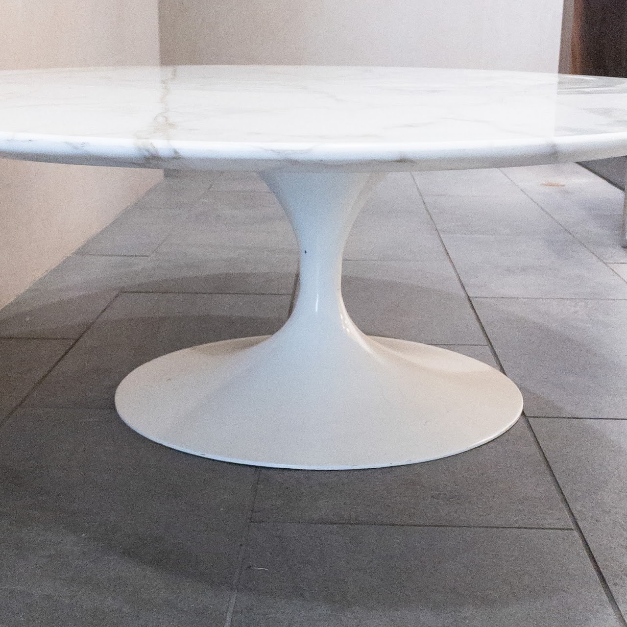 Tulip-Style Marble Top Cocktail Table