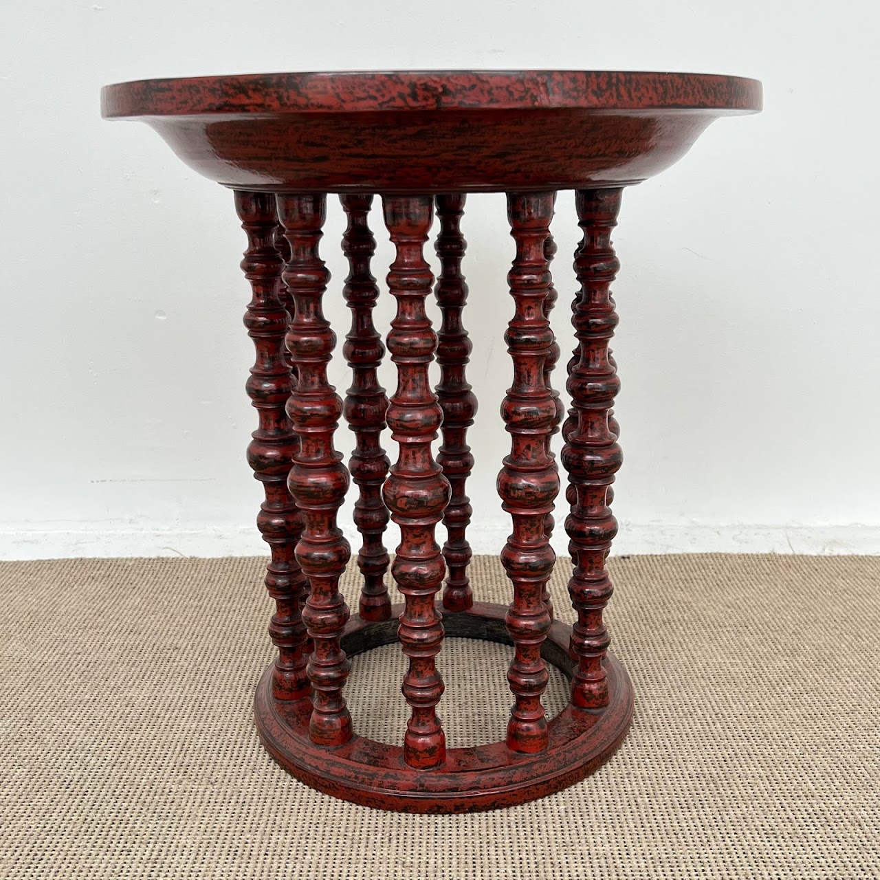 Lacquered Basin Top Turned Leg Table