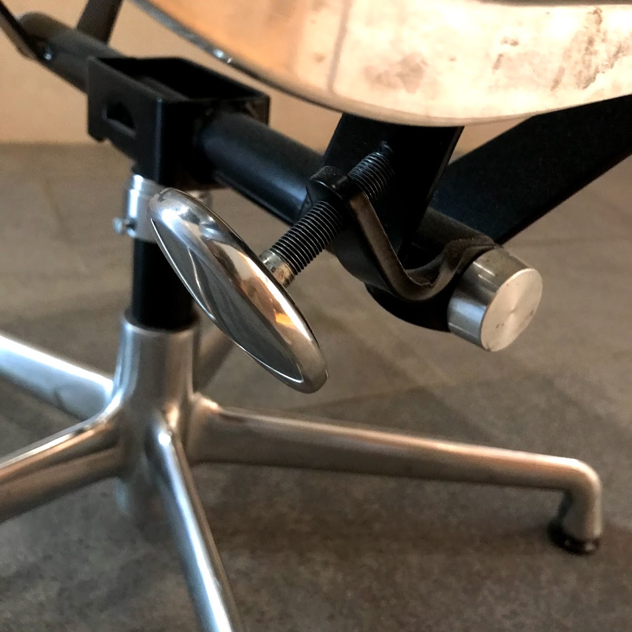 Herman Miller + Eames Aluminum Group Side Chair