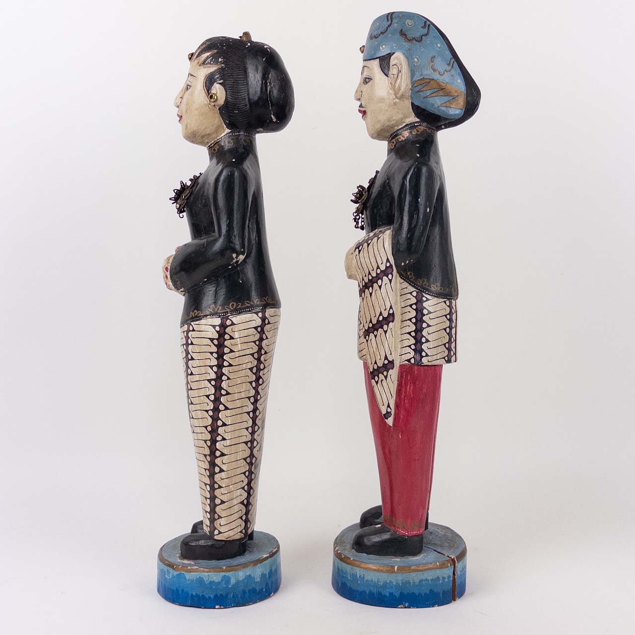 Javanese Wedding Couple in Hand Carved Wood