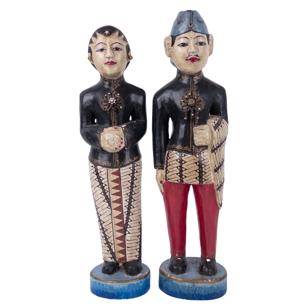 Javanese Wedding Couple in Hand Carved Wood