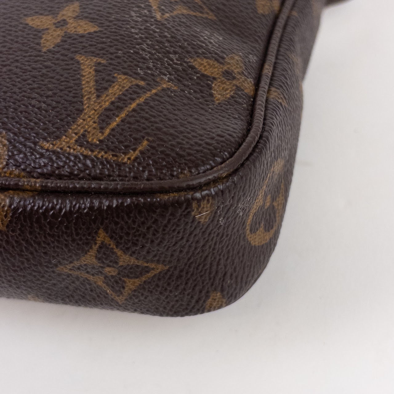 Louis Vuitton Monogram Pochette