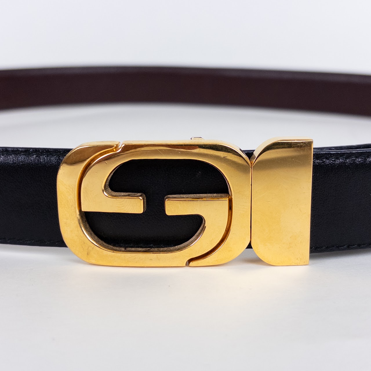 Gucci GG Logo Leather Strap Belt