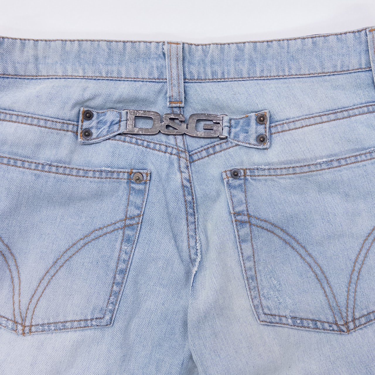 D&G Light Denim Distressed Jeans