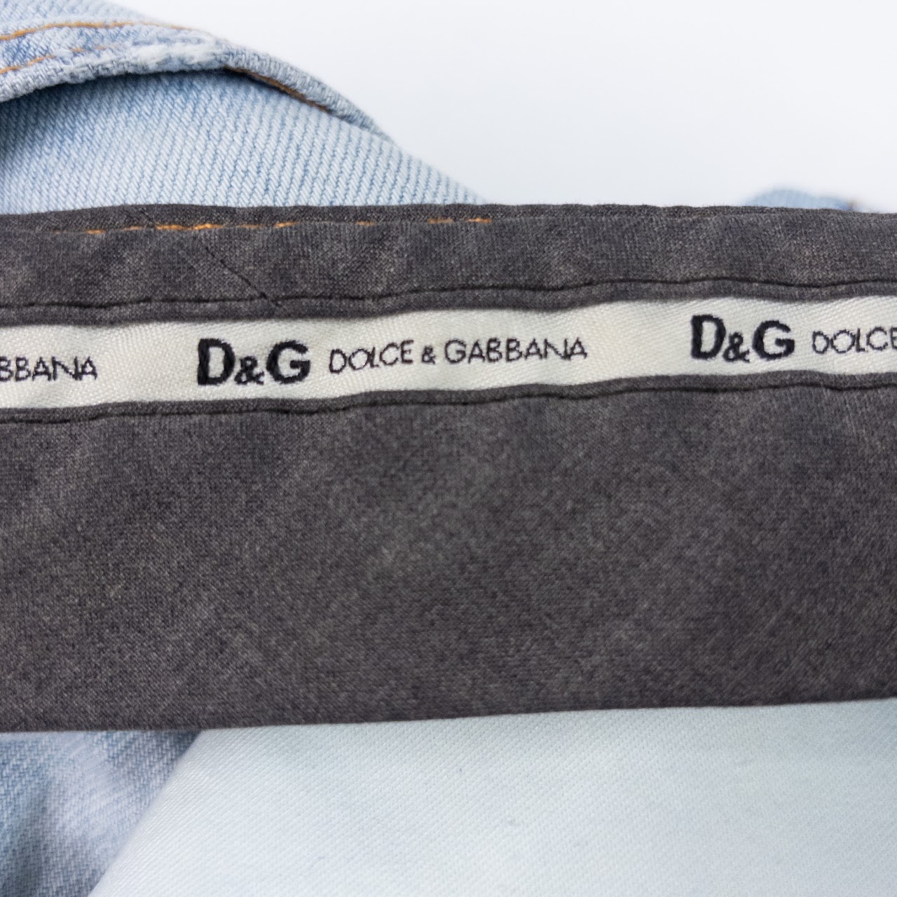 D&G Light Denim Distressed Jeans