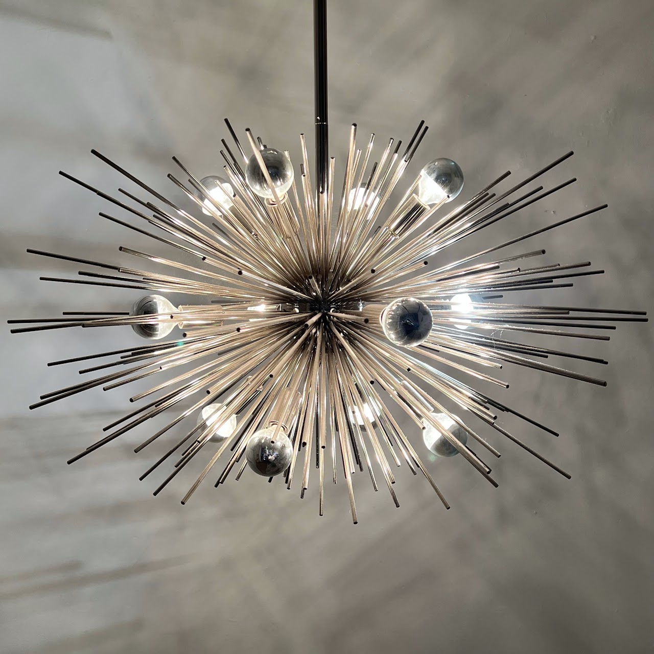 Sputnik Style Contemporary Twelve Light Chandelier