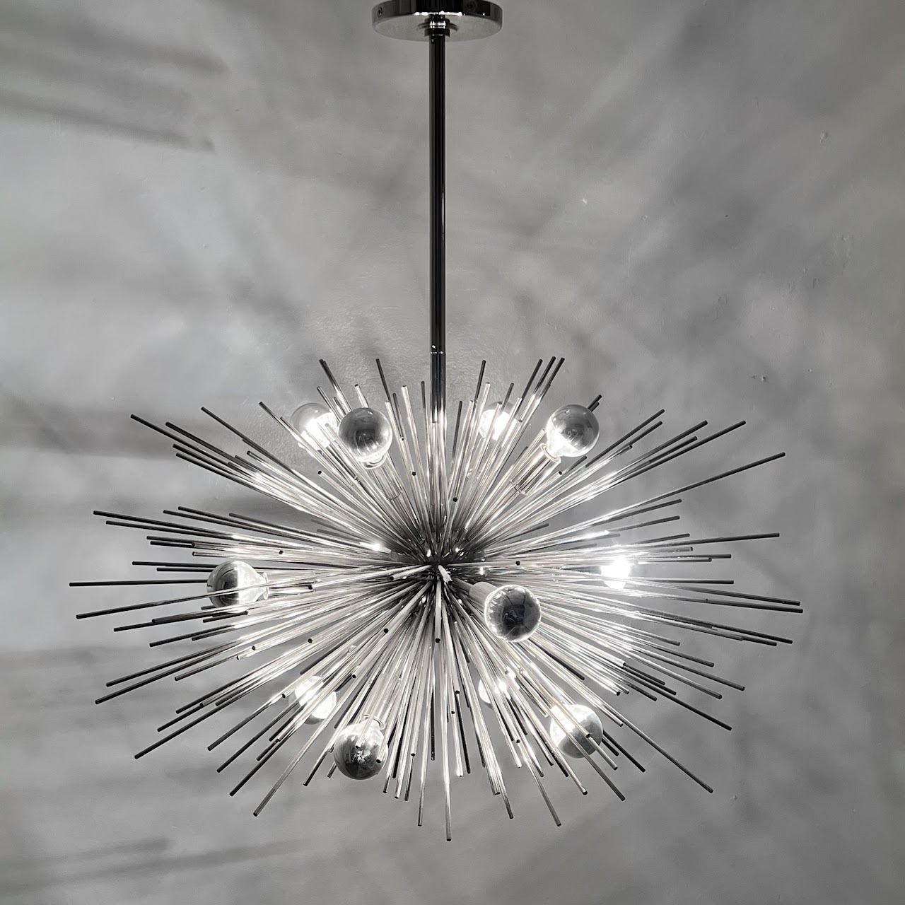 Sputnik Style Contemporary Twelve Light Chandelier