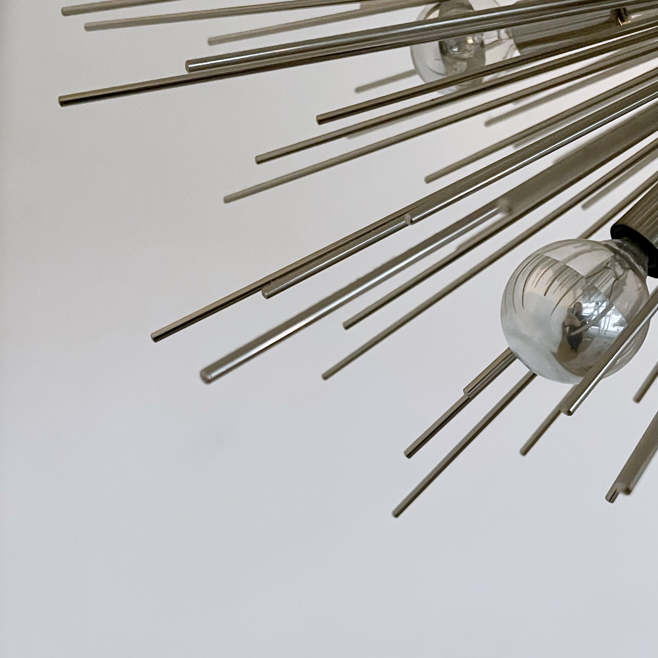 Sputnik Style Contemporary Twelve Light Chandelier