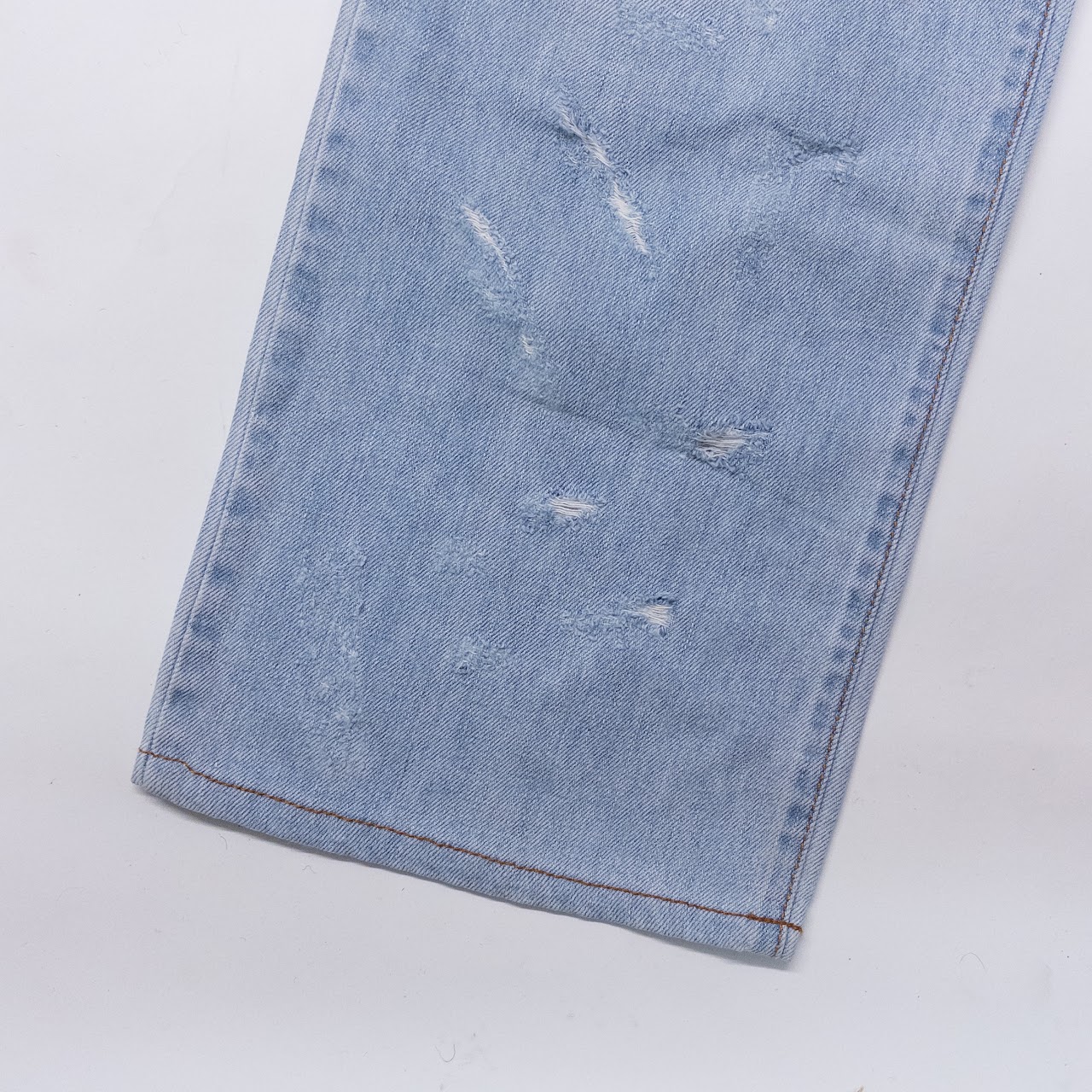 D&G Light Denim Distressed Jeans