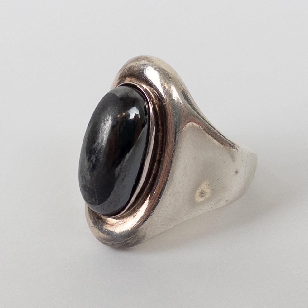 Sterling Silver Robert Lee Morris Hematite ring