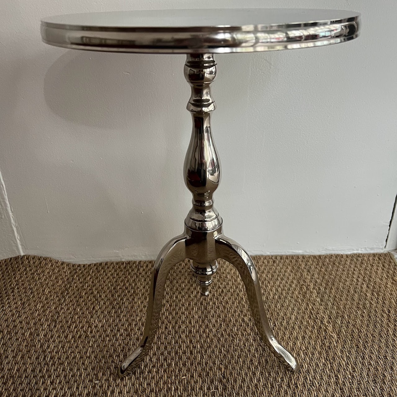 Cast Aluminum Pedestal Accent Table