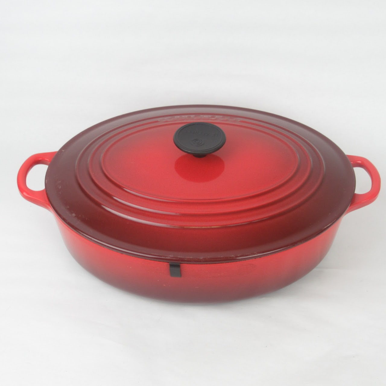 Le Creuset 32CM Oval Cast Cooker/Dutch Oven Cerise