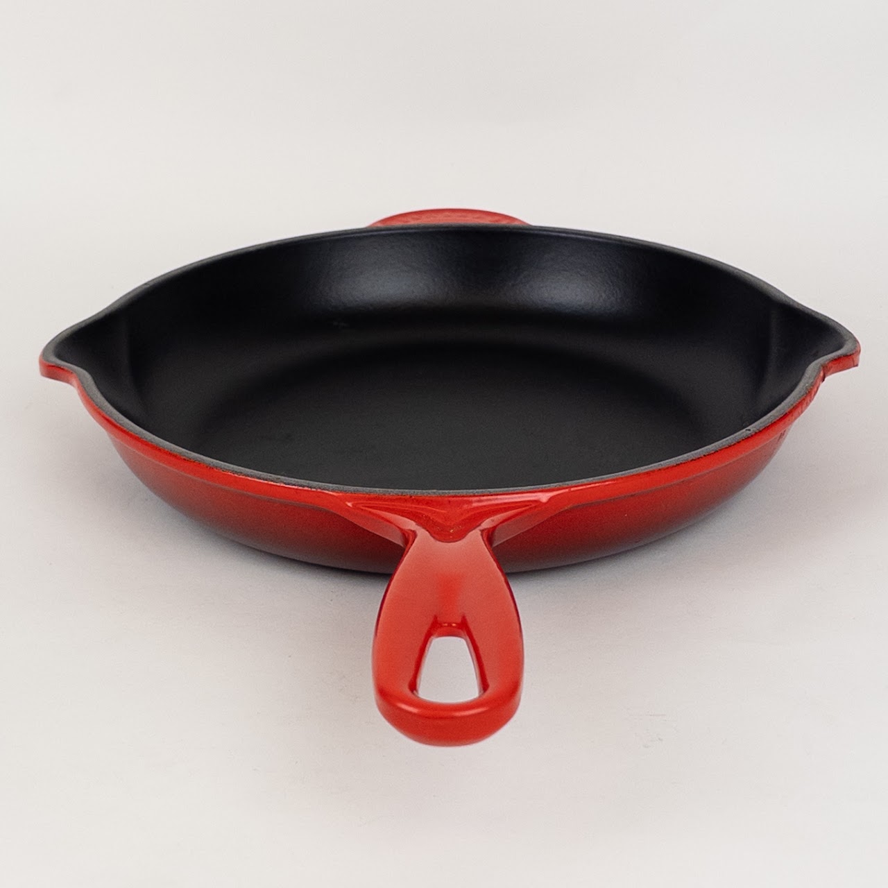 Le Creuset Cast Iron 9 Inch Skillet