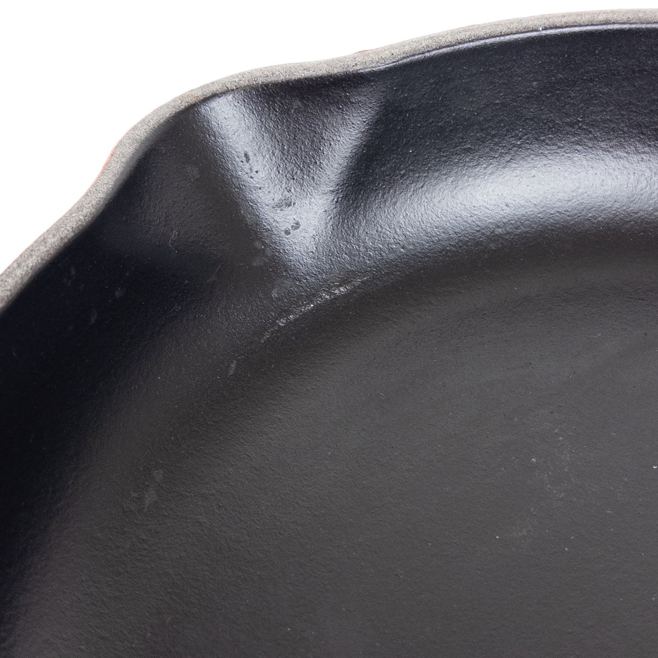 Le Creuset Cast Iron 9 Inch Skillet