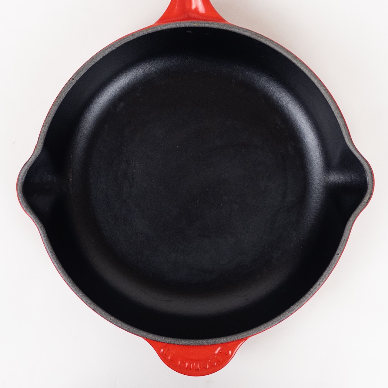 Le Creuset Cast Iron 9 Inch Skillet