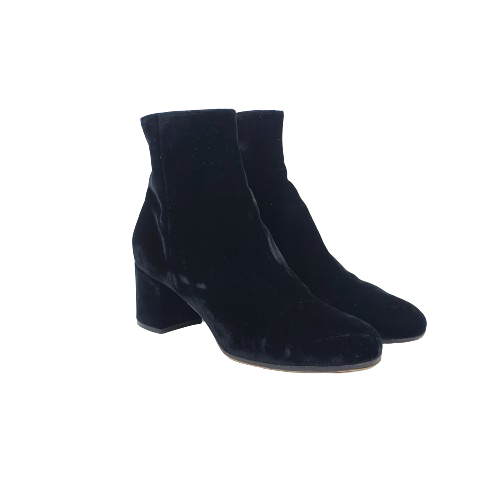 Gianvito rossi hot sale velvet boots