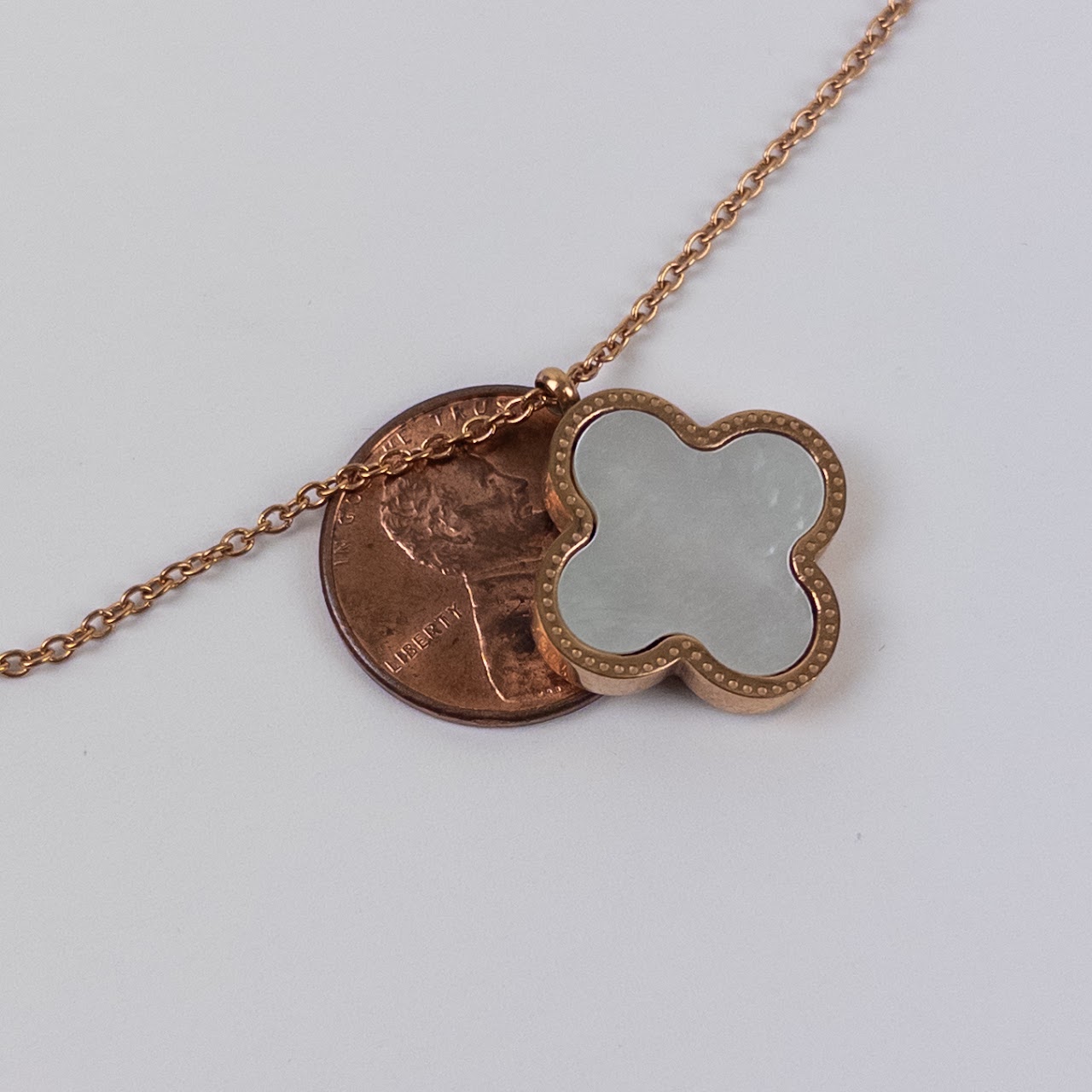 14K Gold Quatrefoil Pendant Necklace