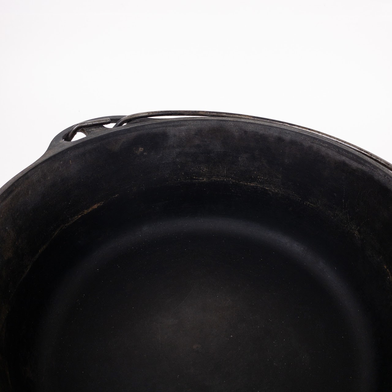 Vintage Griswold Cast Iron 11 Dutch Oven