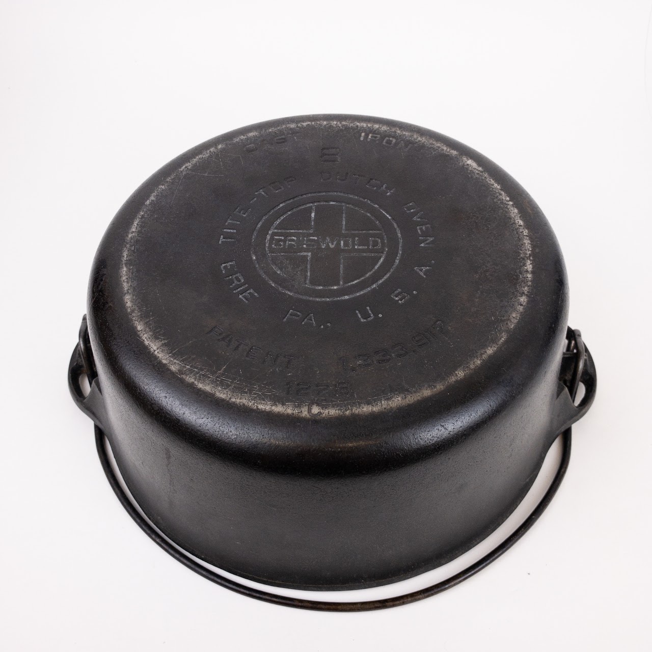 Vintage Griswold Cast Iron 11 Dutch Oven