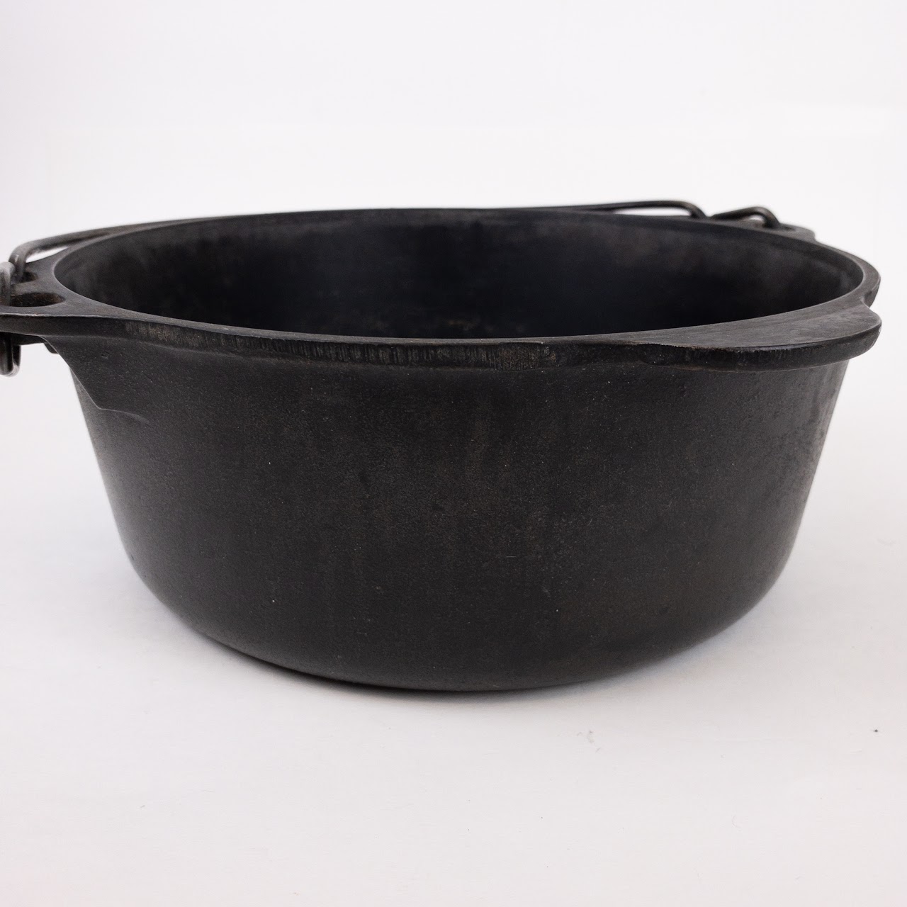 Vintage Griswold Cast Iron 11 Dutch Oven