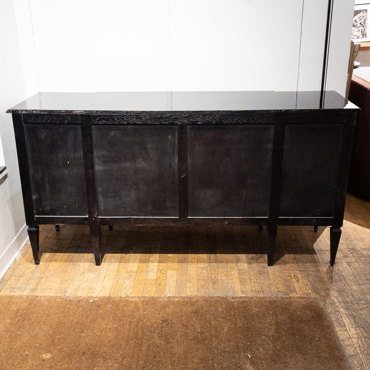 Lacquered Wood Transitional Sideboard