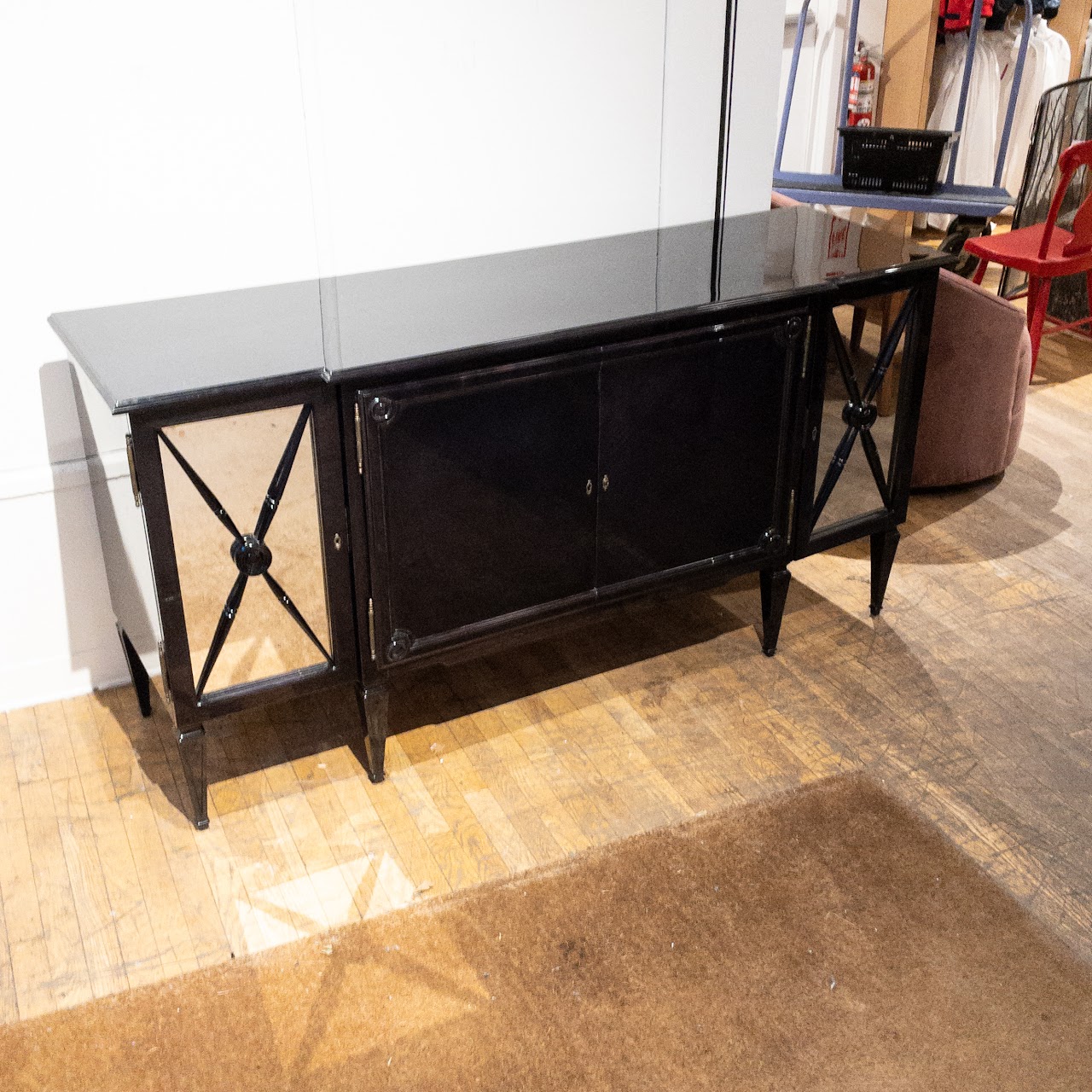 Lacquered Wood Transitional Sideboard