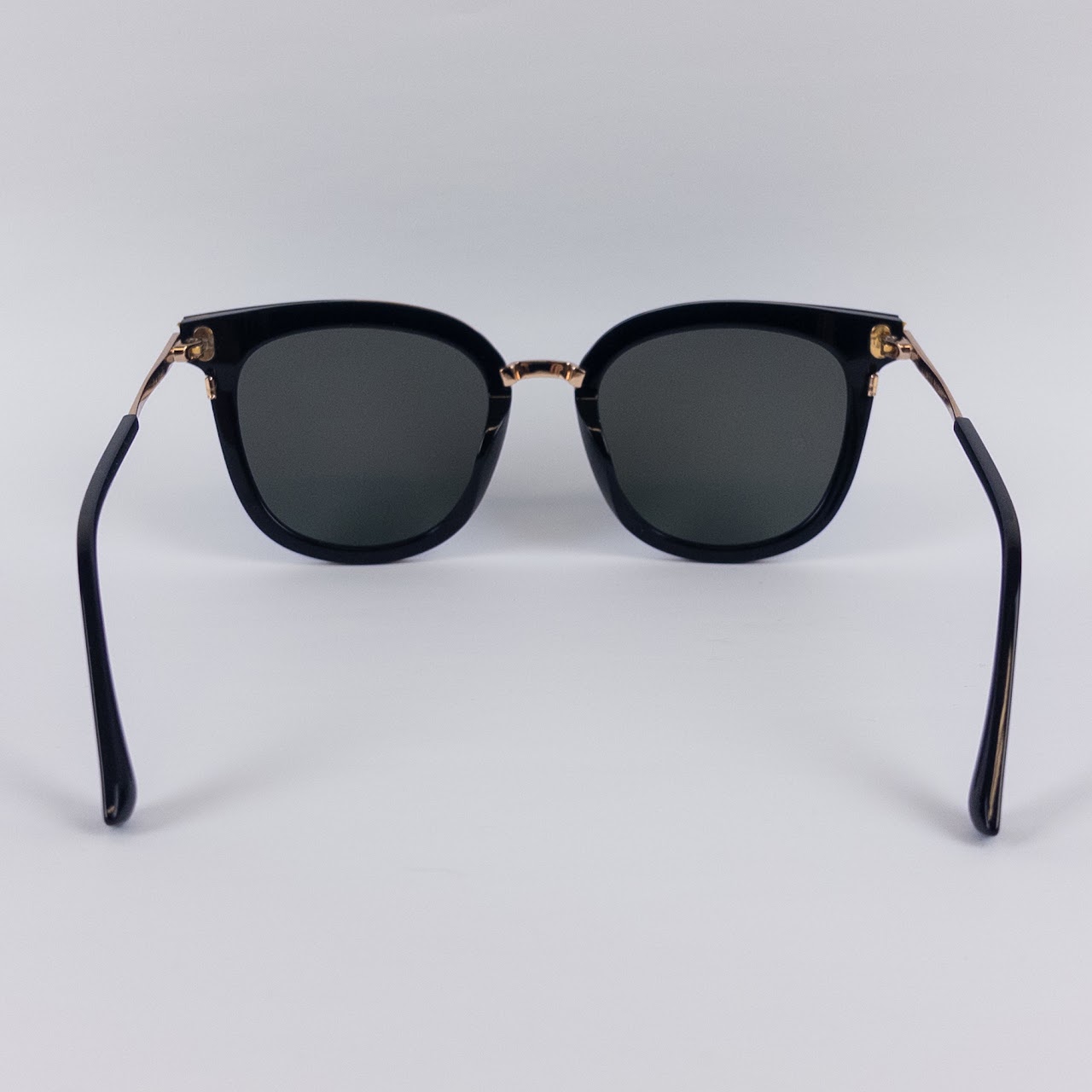 Gentle Monster Mambau 01 Sunglasses