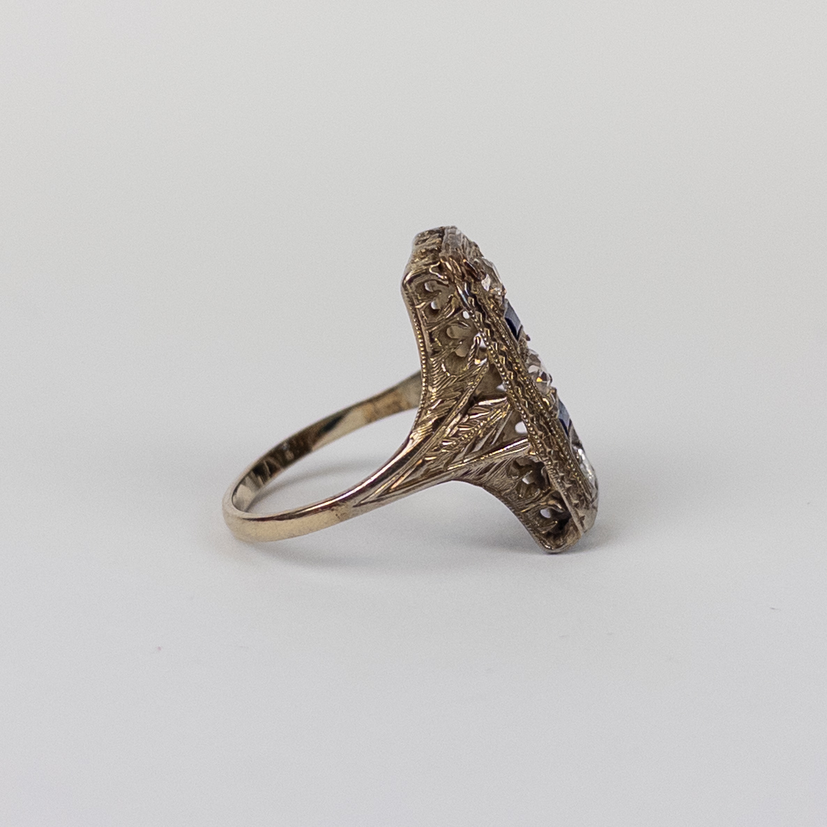 14K Gold, Diamond and Sapphire Ring