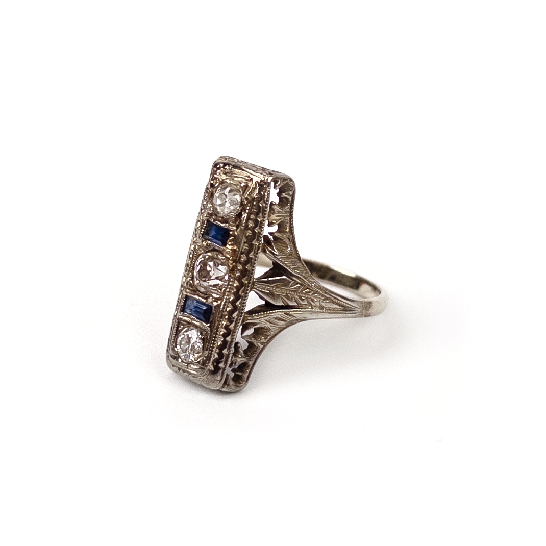 14K Gold, Diamond and Sapphire Ring