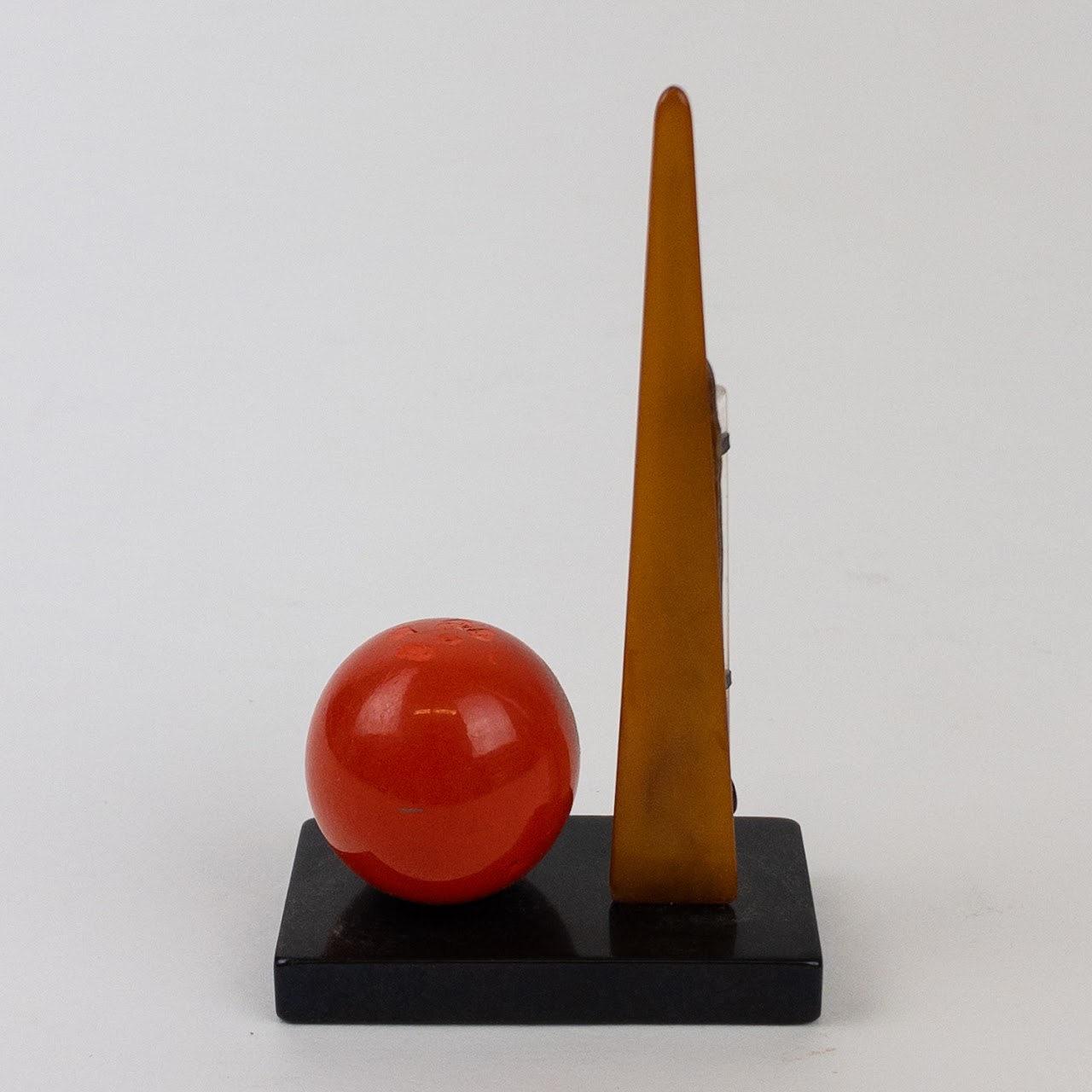 1939 New York World's Fair Bakelite Trylon and Perisphere