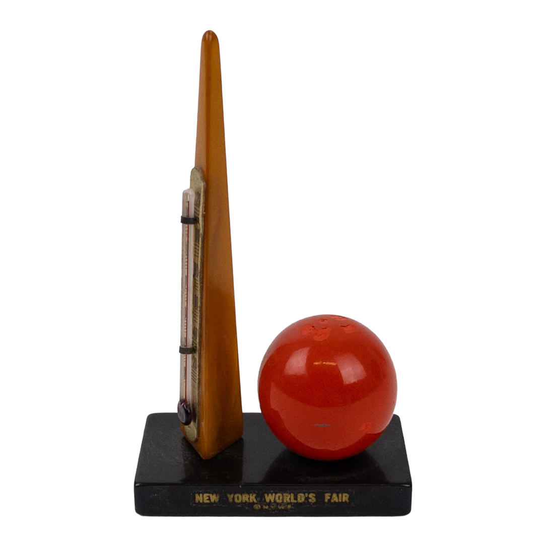 1939 New York World's Fair Bakelite Trylon and Perisphere