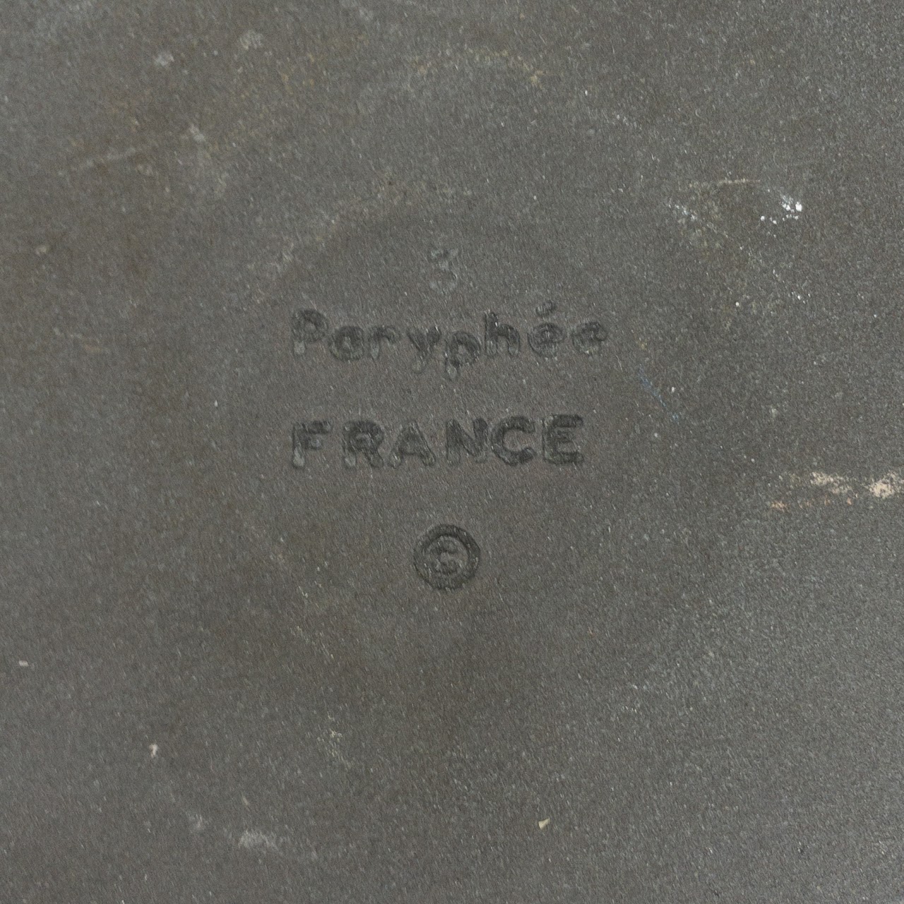 Paryphee # 3 Cast Iron Cooker With Convertible Lid
