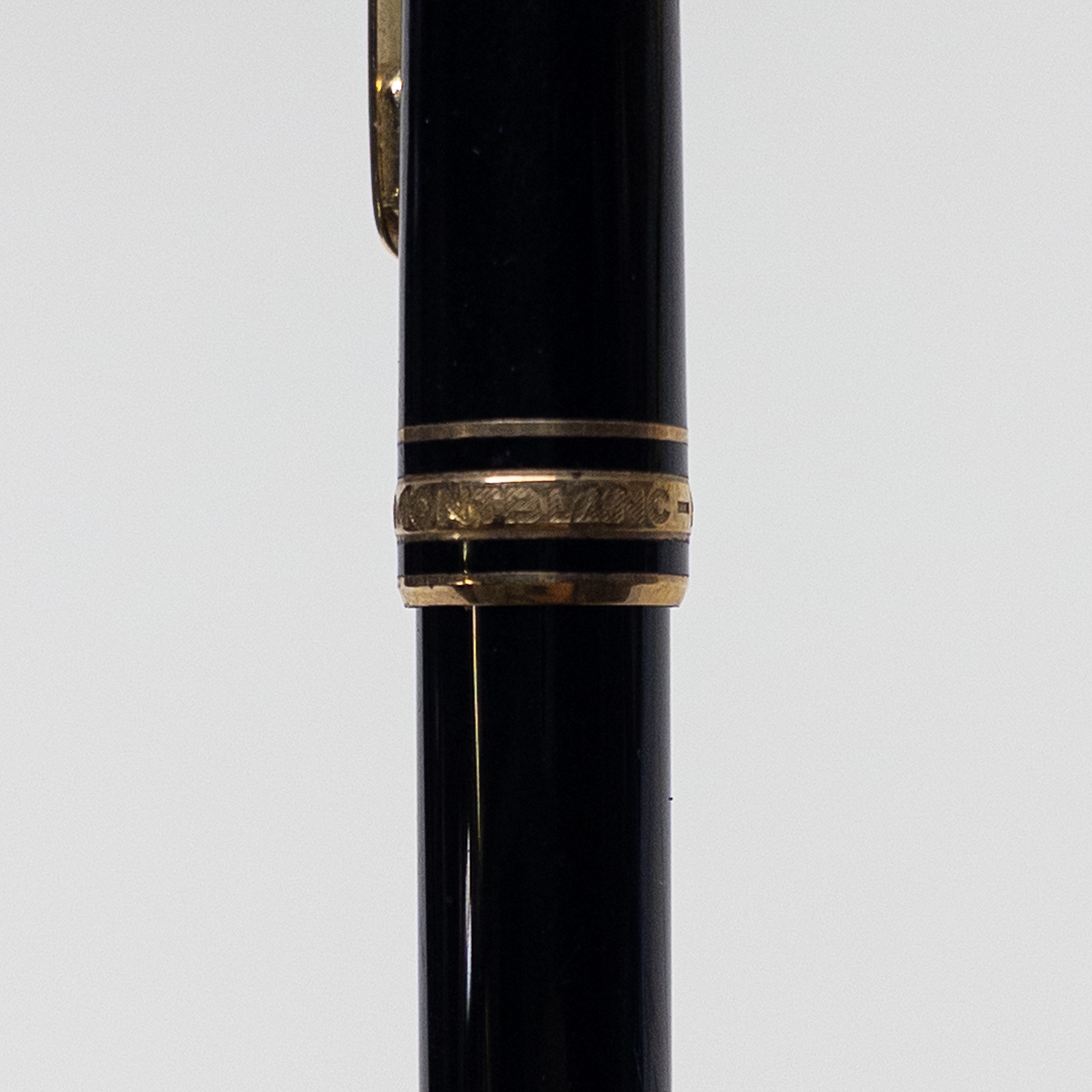 Montblanc Meisterstück 14K Gold Nib Fountain Pen