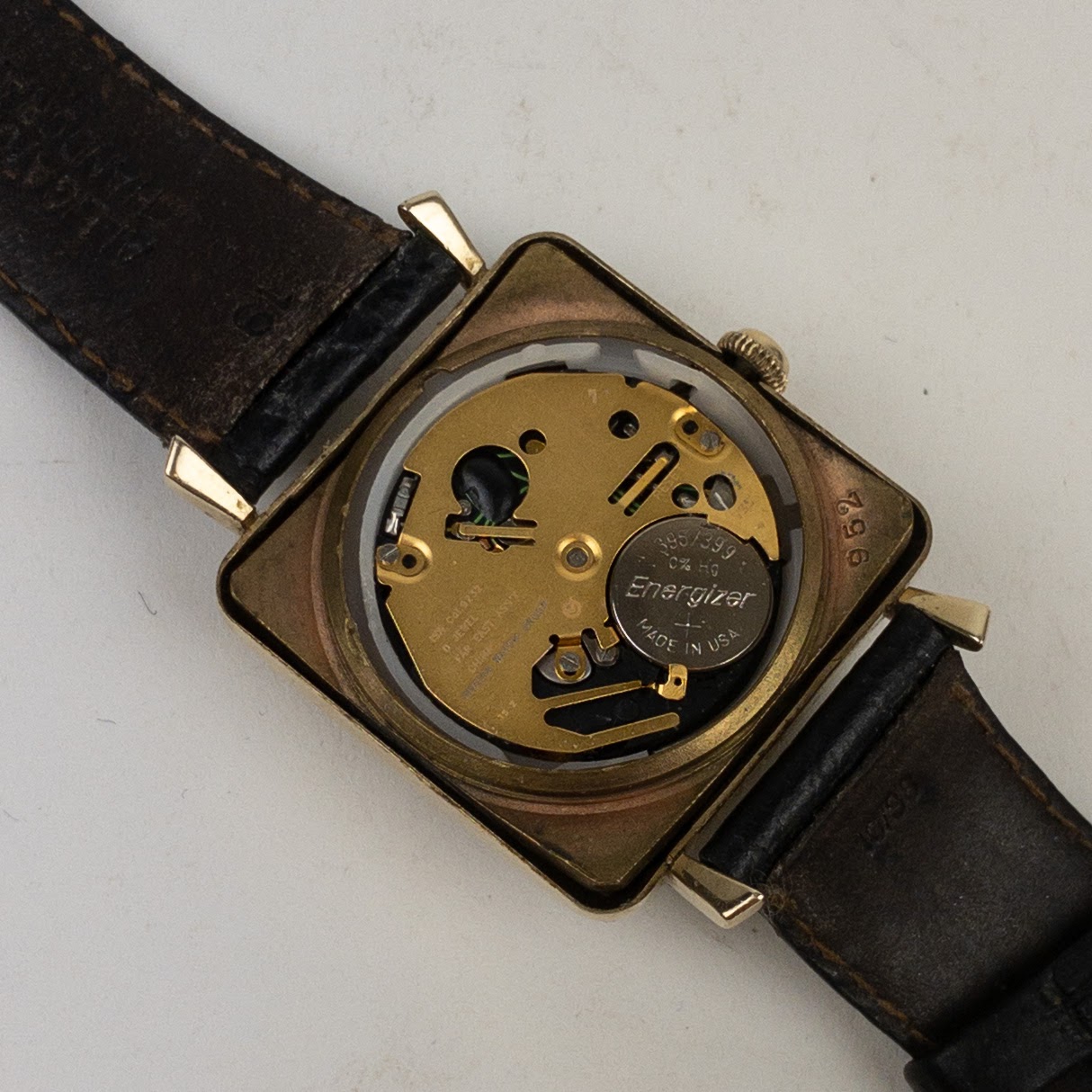 Omega 14K Gold Vintage Quartz Wristwatch NEEDS REPAIR