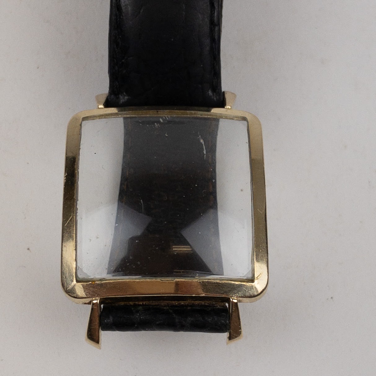 Omega 14K Gold Vintage Quartz Wristwatch NEEDS REPAIR