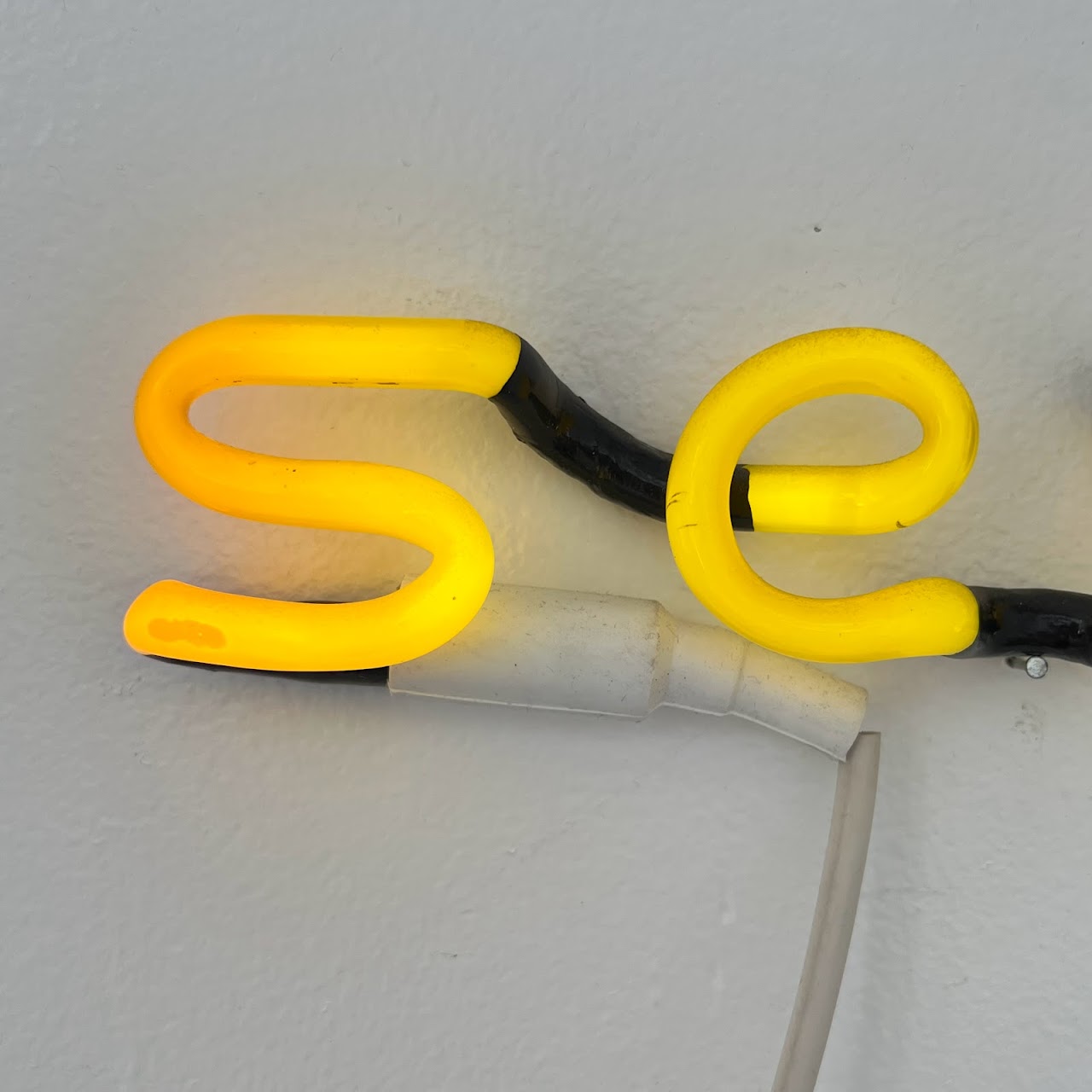 'Sexy' Neon Sculpture