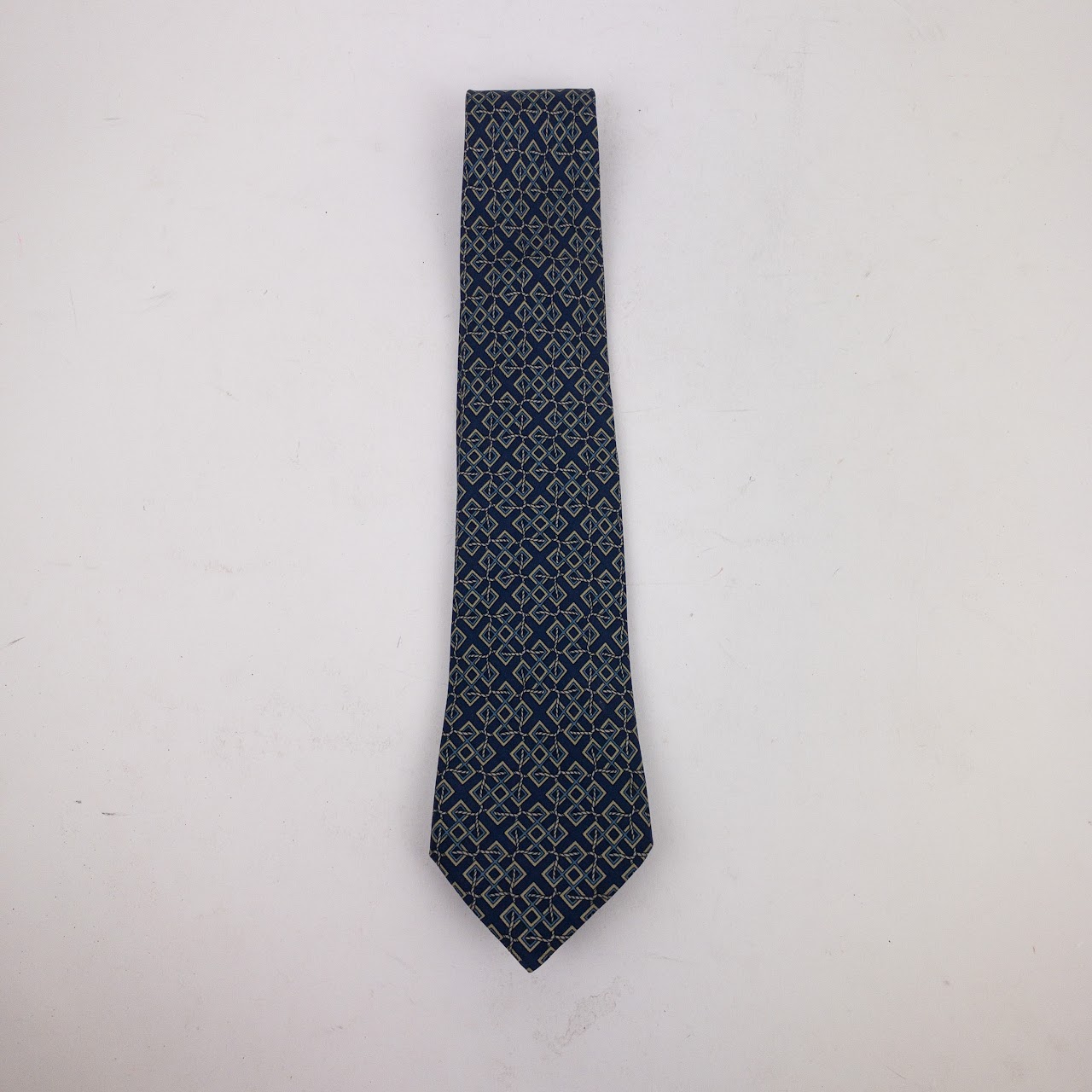 Hermès Diamond Pattern Tie