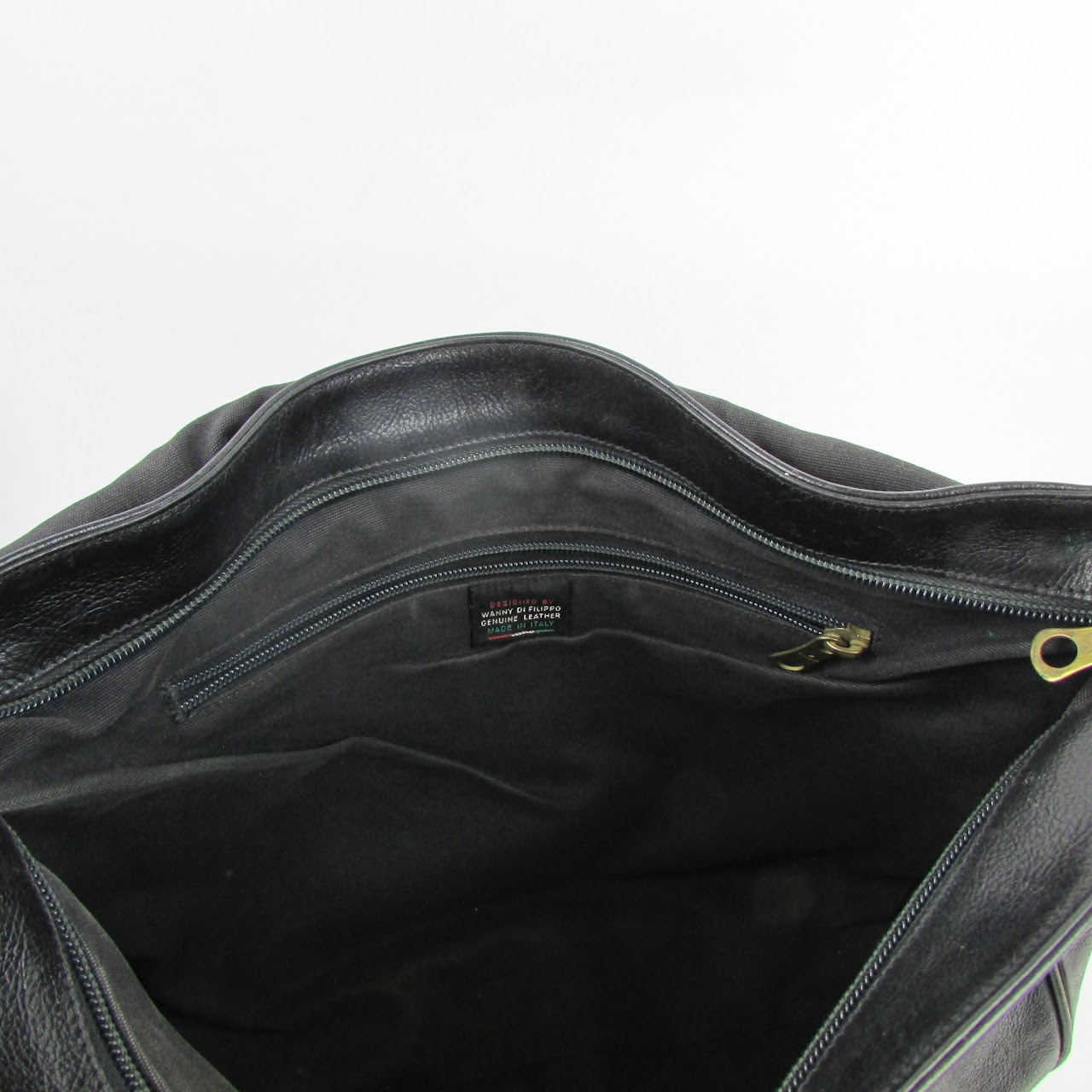 Il Bisonte Leather Messenger Bag