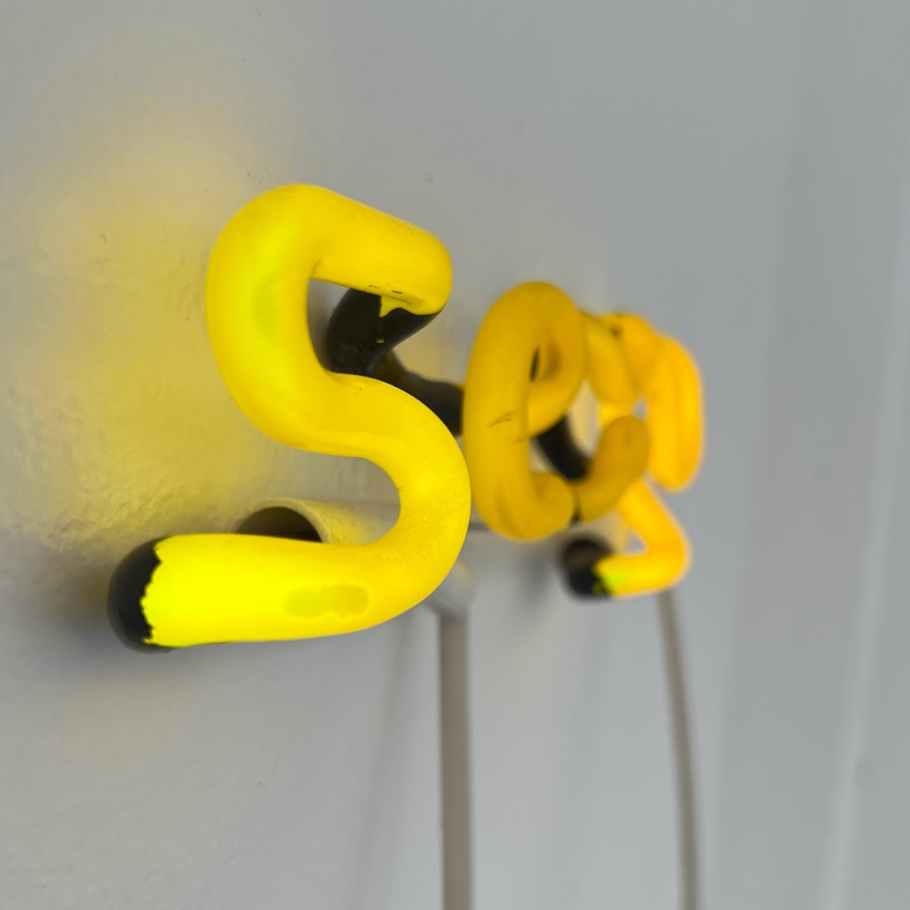 'Sexy' Neon Sculpture